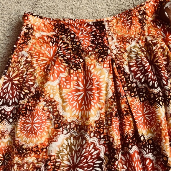 Like new Tribal print skirt - Picture 5 of 6